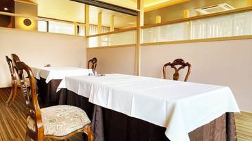 旅館のお食事処 / 7