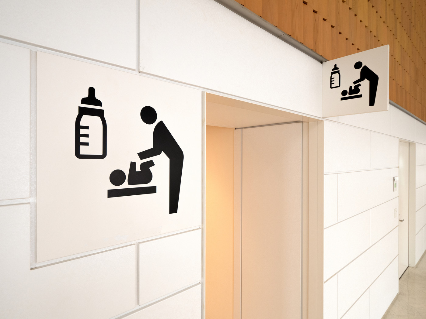 授乳室の入り口