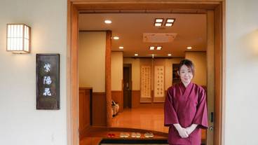 施設の入り口 / 13