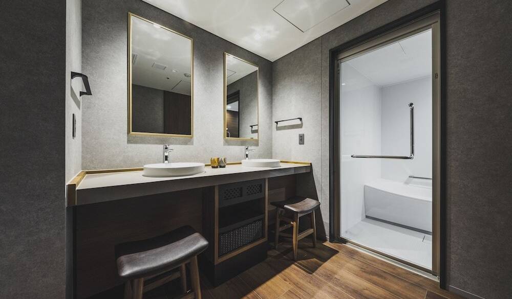 客室のバスルーム一例 / 5