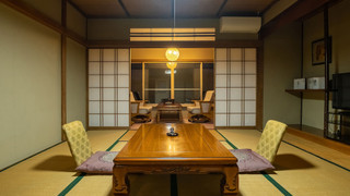 眺望のよい　和室8畳~18畳 (付近にレストラン無し, チェックイン午後6時まで)