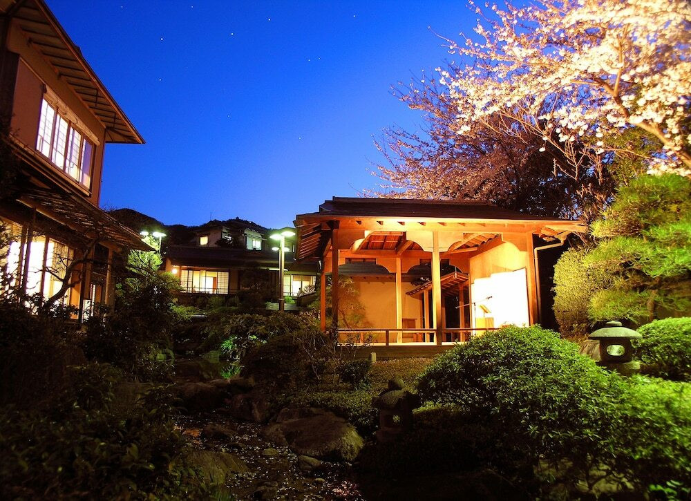 美しい庭園が魅力の隠れ旅館3930511