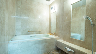 [禁煙] 洋室ラグジュアリーツイン