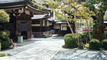 施設の入り口 / 7