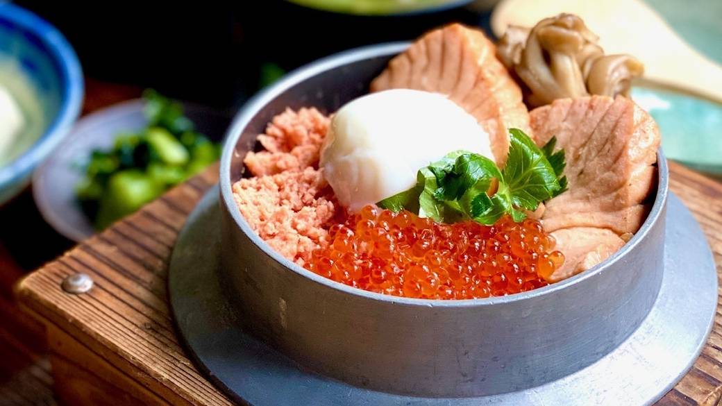  ずわいガニの贅沢釜飯 / 2