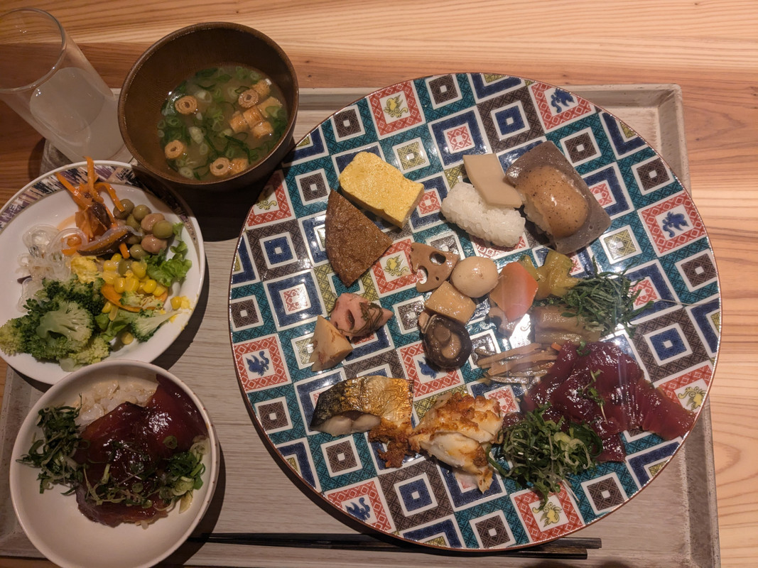 朝食バイキング