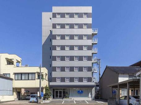 ホテルエアポート小松 / 1