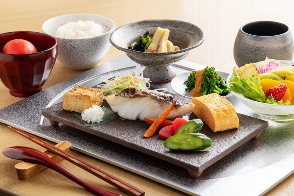朝食