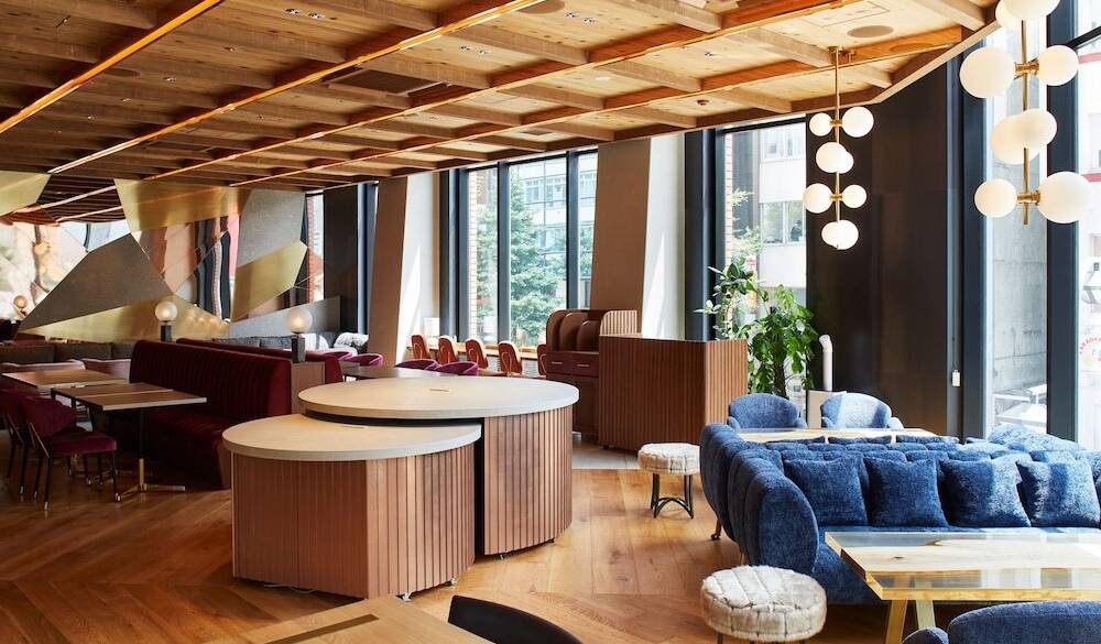 ラウンジ「LES BOIS」 / 1