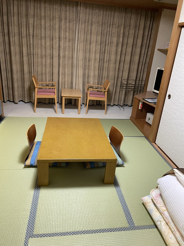 一人旅に適度な広さの和室