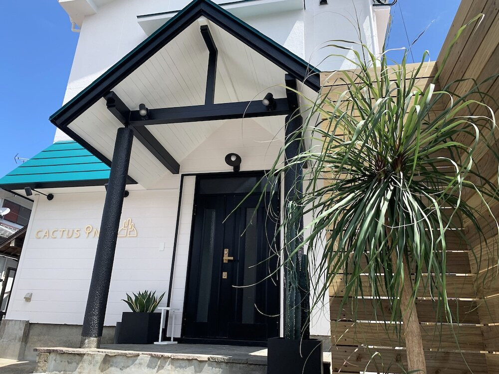 9. おしゃれなシェアハウスみたい♡海辺にたたずむ「Cactus Inn（カクタスイン）」4758012