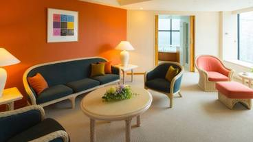 スイートルーム リビング / 3