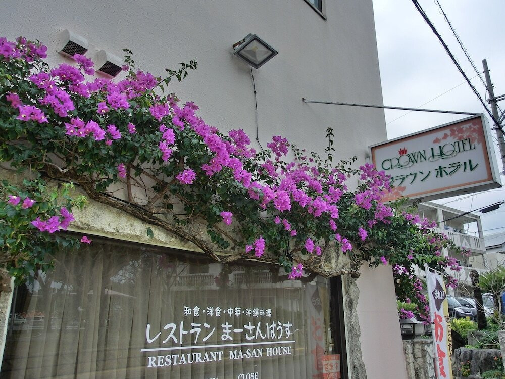 施設の正面