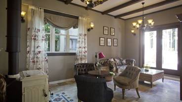 ロビーラウンジ / 4