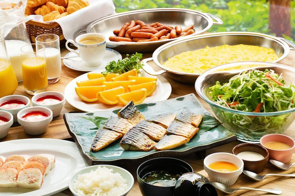 朝食