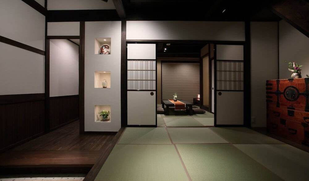 足を伸ばしてごろんと
和の魅力あふれる空間 / 3