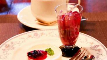 食事・飲み物 / 3