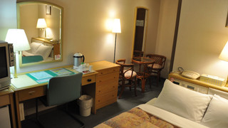 ダブルルーム 喫煙可