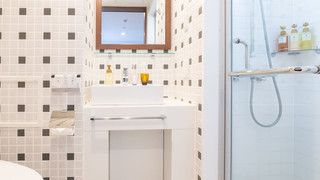 モデレート ダブルルーム 禁煙