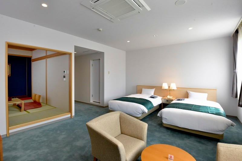 地元食材をふんだんに使った料理が好評4037511