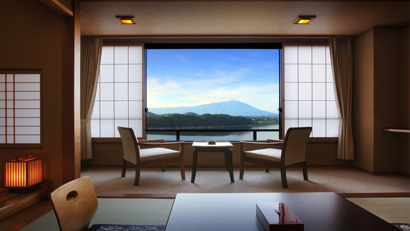 食事はお部屋食で♪全室レイクビューの温泉宿3656926