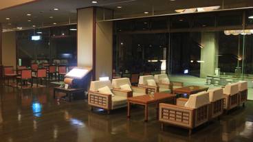 ロビーラウンジ / 12