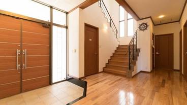 内部エントランス / 2