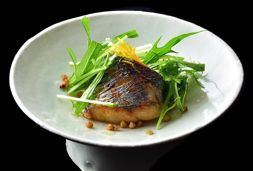 朝は炊き立ての
ホカホカ土鍋ご飯♪
 / 3