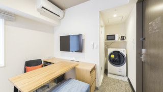 モデレートダブルルーム（クイーンベッド1台）2名利用  禁煙