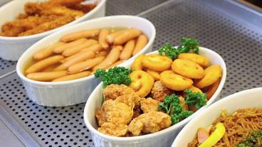 朝食ビュッフェ / 23