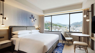 デラックス ルーム キングベッド 1 台 シティビュー