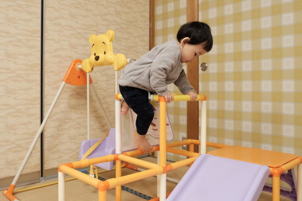 子供用の遊び場 - 屋内