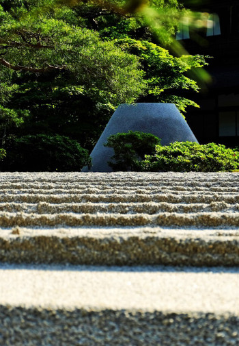 日本の美を求めた「銀閣寺」は足利義政のロマンだった901697