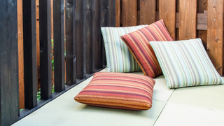 離れ-MIGI(右)- 禁煙