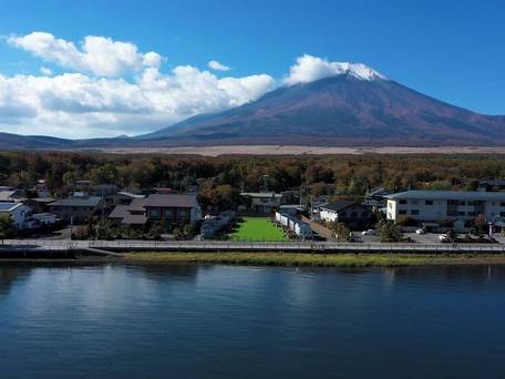 SOLANA富士山中湖 / 1