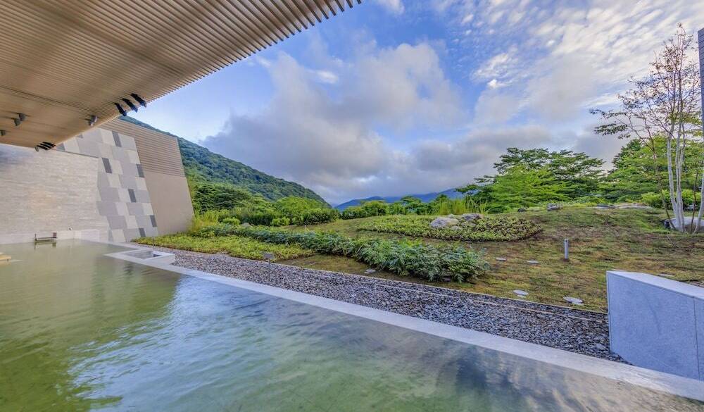 四季の露天風呂 棚湯 芦ノ湖 / 2