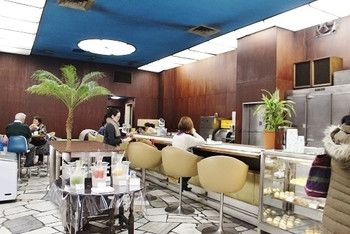 「近江屋洋菓子店 神田店」内観 932877 