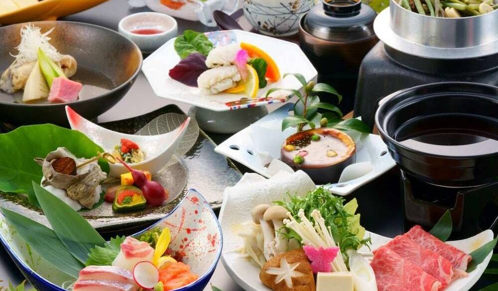 夕食／会席料理一例 / 1