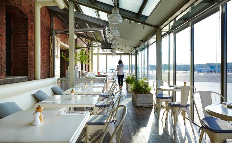 潮風を感じながら
絶品パンケーキを / 5