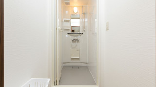 和室 3人部屋 共用バスルーム