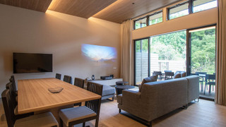 [A棟] 102平米/ペット不可/天然温泉, サウナ, テラス付き