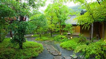 施設の敷地 / 24