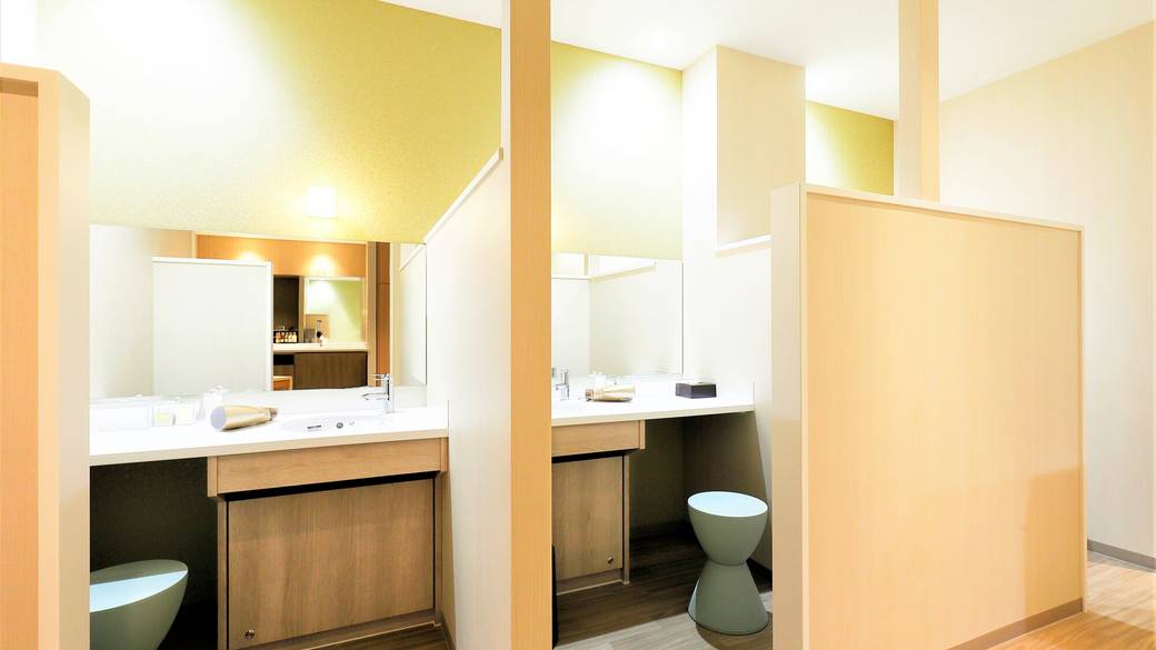 女性浴場／パウダールーム / 5