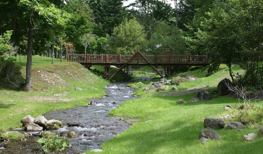 ノンノの森／小川と橋 / 1