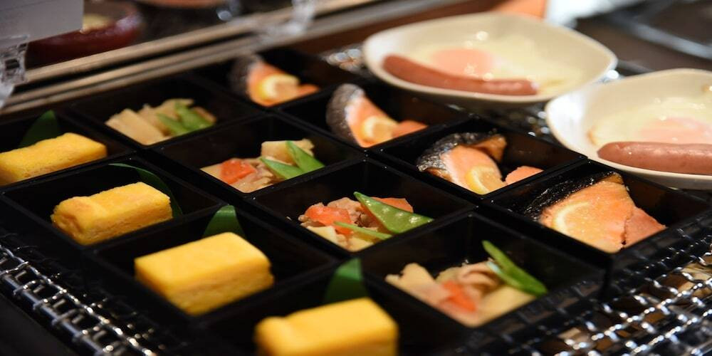 朝食ビュッフェ