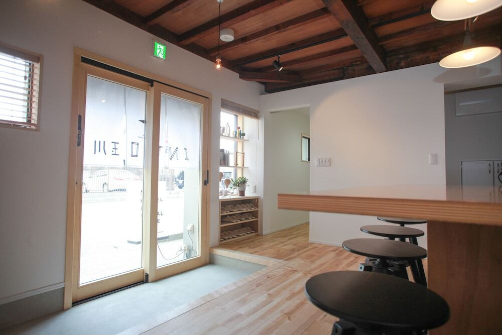 内部エントランス