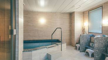 屋内スパ浴槽 / 3