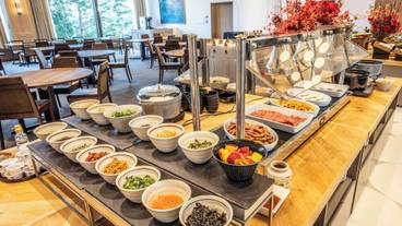 朝食ビュッフェ / 6