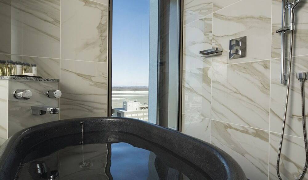 ポルトムスイート／客室風呂 / 2