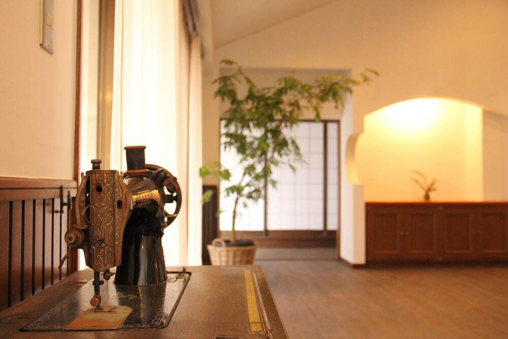 ロビーラウンジ